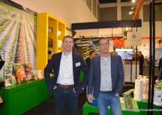 Mark Rehorst and Rob de Leeuw (PerfoN), part of the Oerlemans Packaging and together with Oerlemans Plastics on the stand.